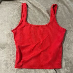 Hollister Tank